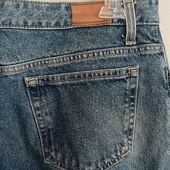 Lands’ End Women’s 16 Petite original fit traditional waist bootleg, jeans - Picture 6 of 10